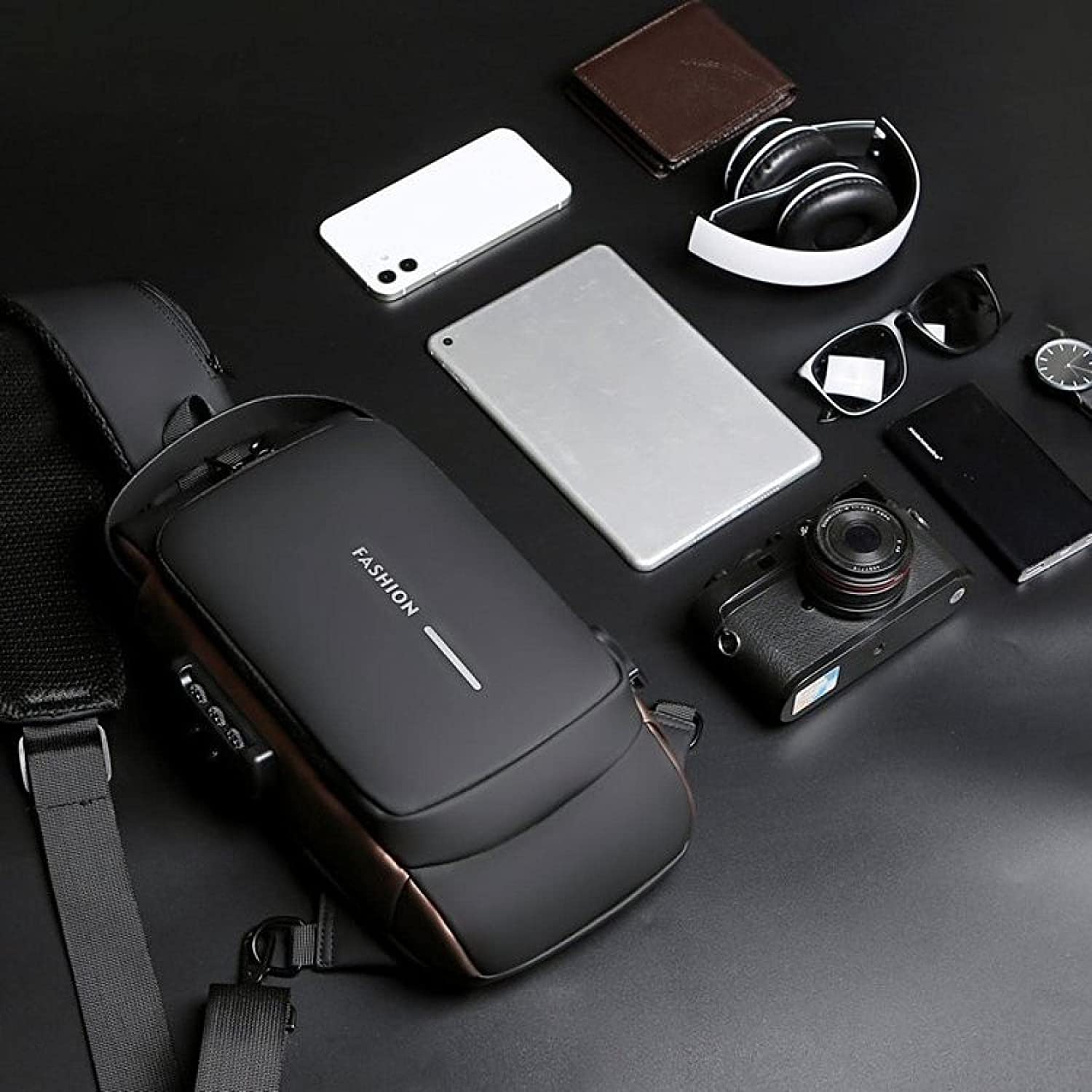 Fashion Travel Crossbody Bag Anti-Theft Shoulder Sling Bag with USB Port