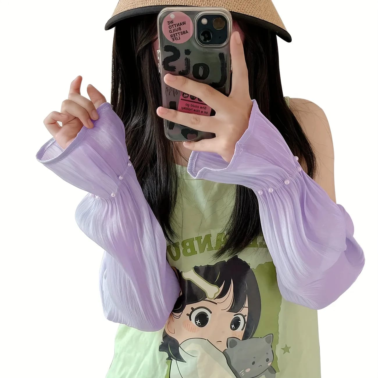 A Lady is Wearing Women Summer Arm Sleeves.