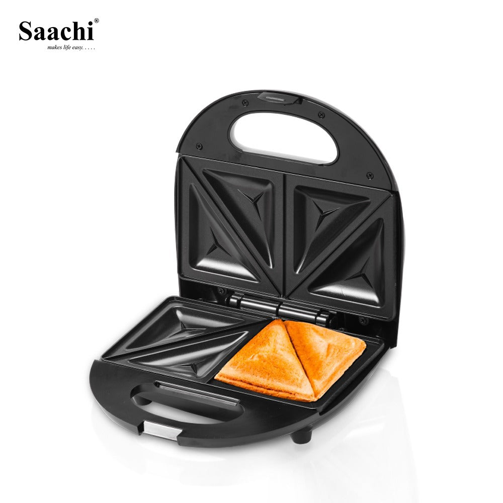 A Saachi Sandwich Maker NL-SM-4665 with Sandwich in Making.