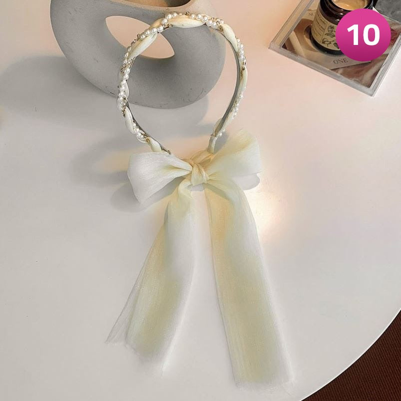 White Retro Chain Hair Loop Headband.