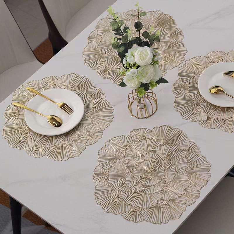 Home Decor Party Dining Table Mat is Placed On Table.