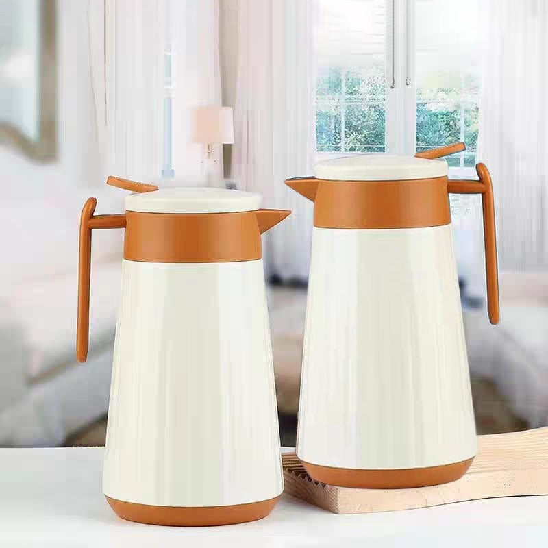 Flask Of 5 Pc Thermal Kettle Set.