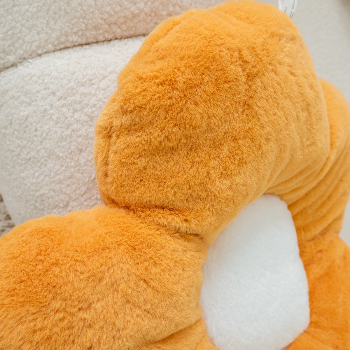 Flower Plush Seat Cushion.