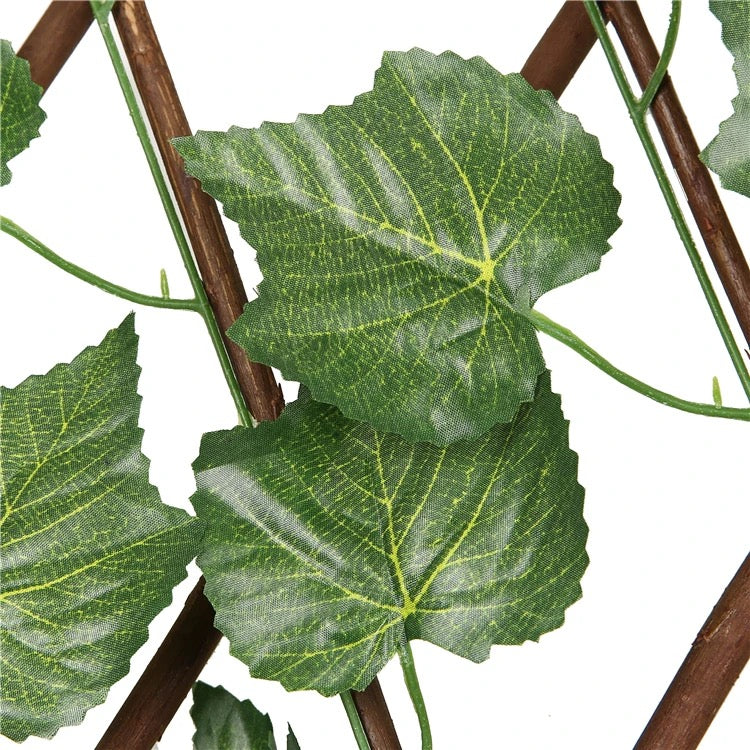 Image displaying the closeup of leaves and root in Artificial leaf fence