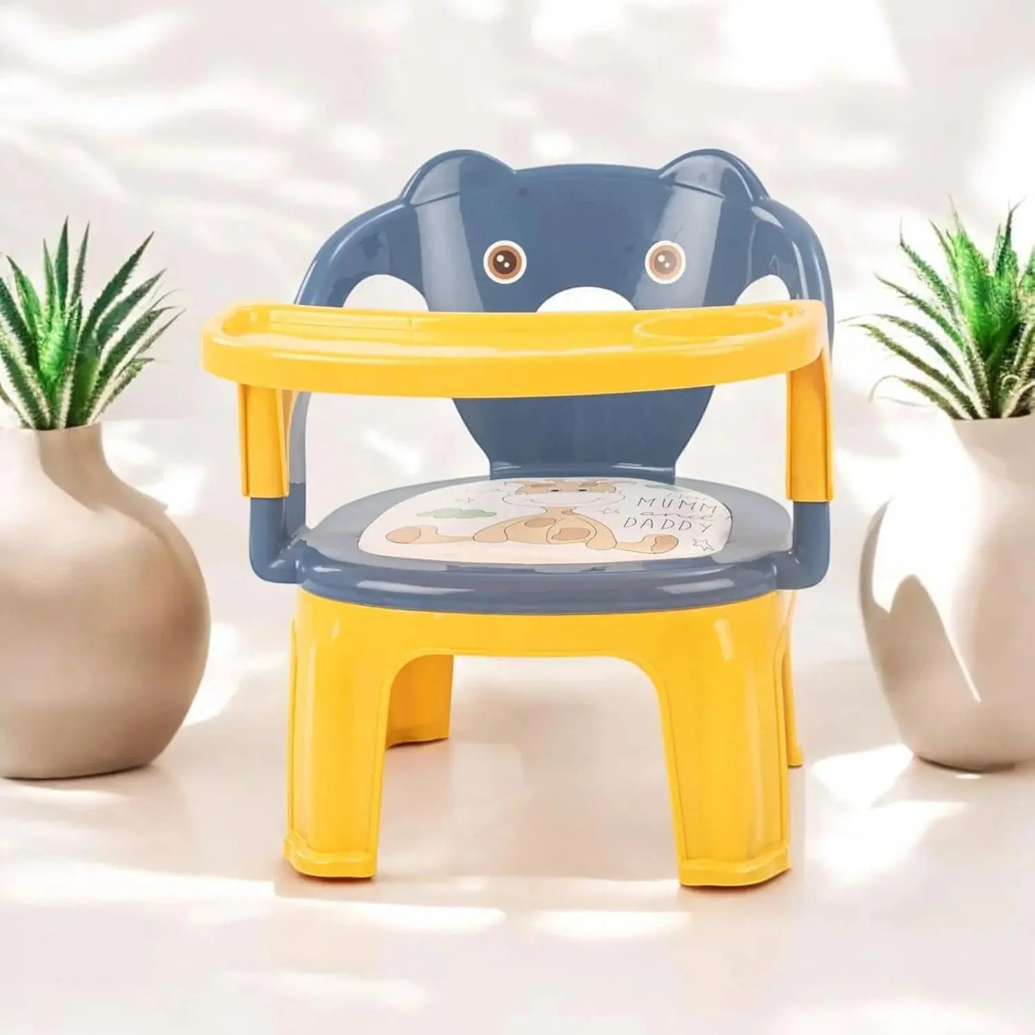 Kids Bear Feeding Chair.