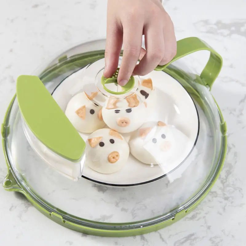 Microwave Oven Splatter Cover is Used to Cover Food.