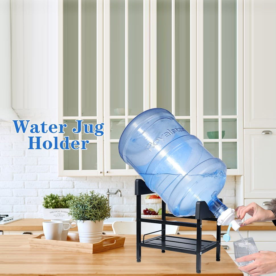 A person is shown using the water jug holder, dispensing water into a glass on a kitchen counter.