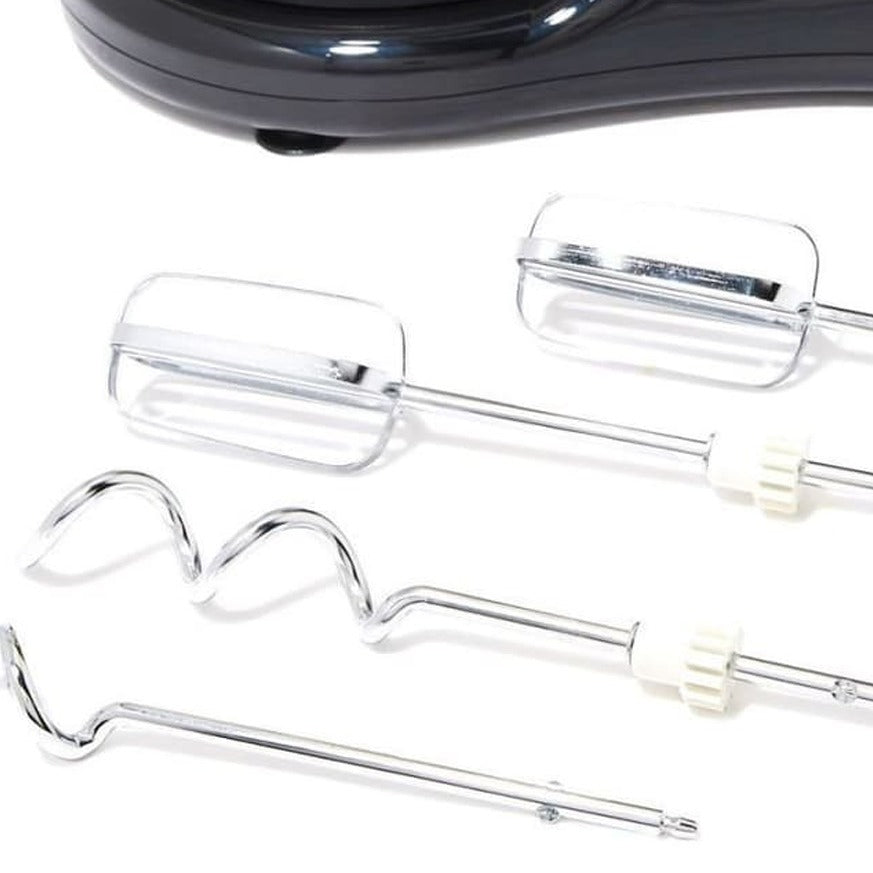 Beaters and Dough Hooks Of Saachi Hand Mixer with 4.5L Rotating Bowl.