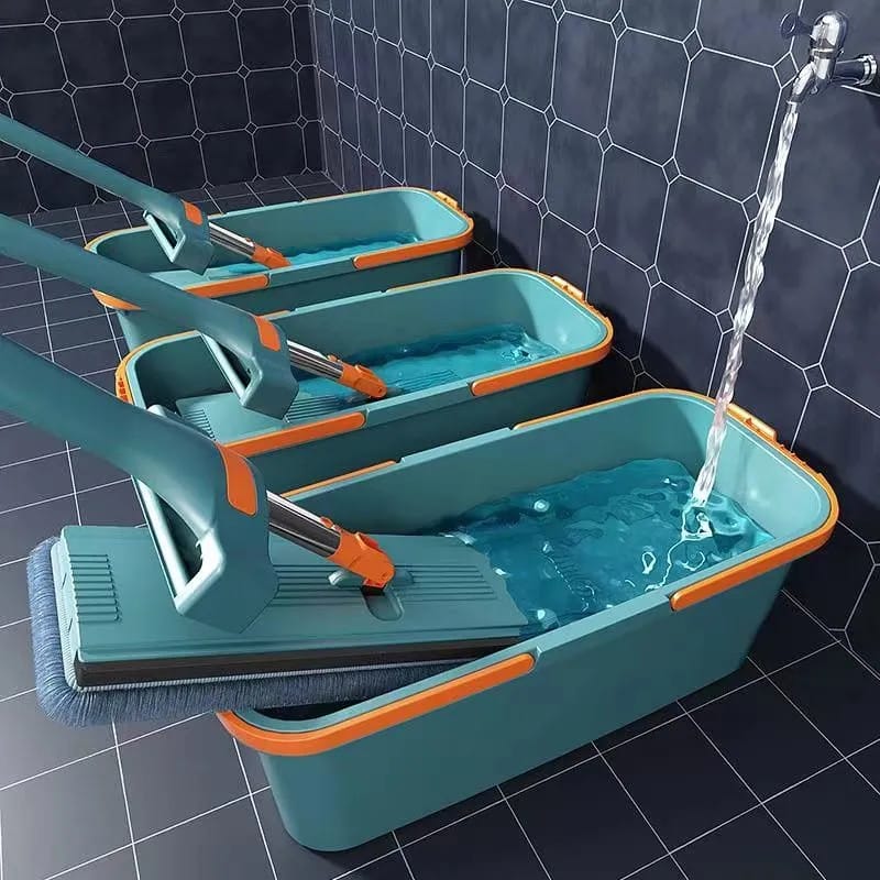 Self Squeezing Micro Fiber Flat Mop With Bucket.