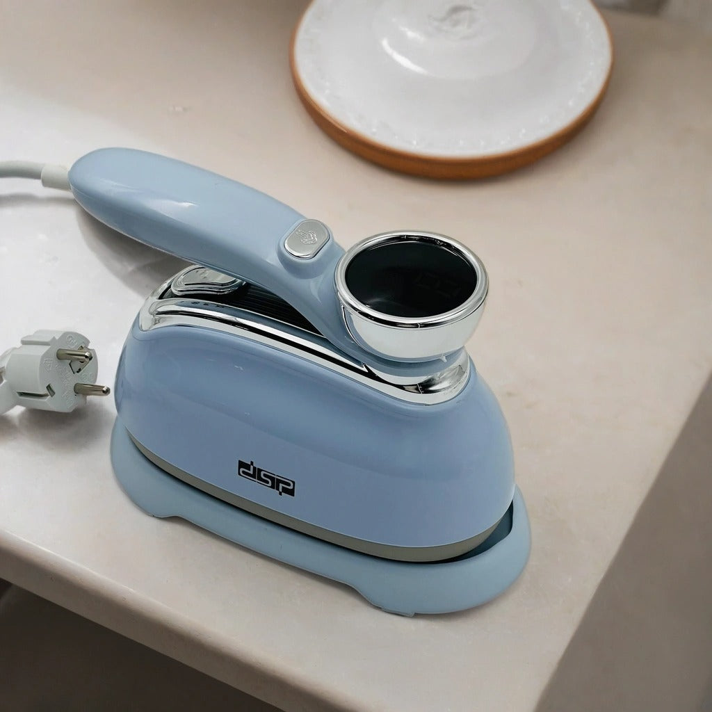 Fast Heating Steam Iron.