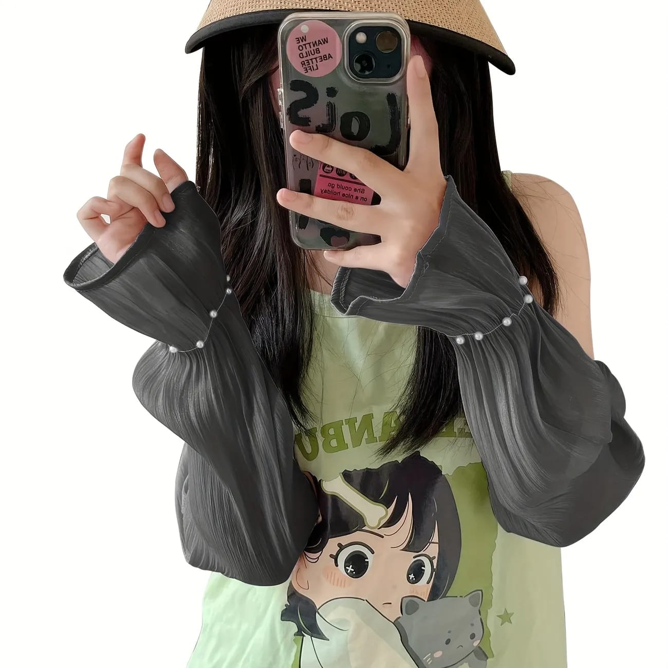 A Lady is Wearing Women Summer Arm Sleeves.