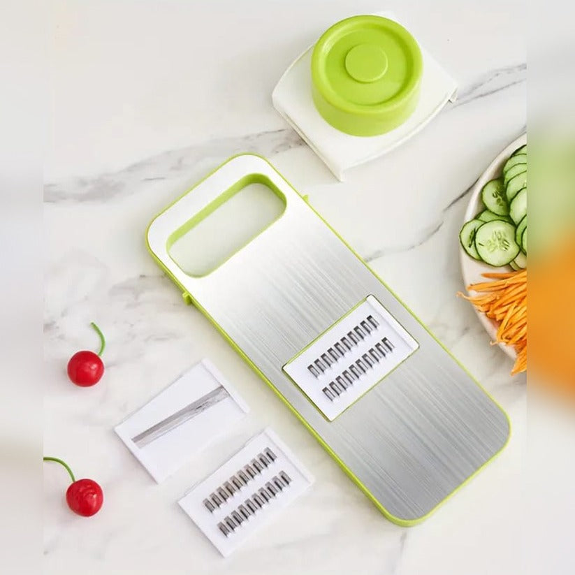 Vegetable slicer in a countertop