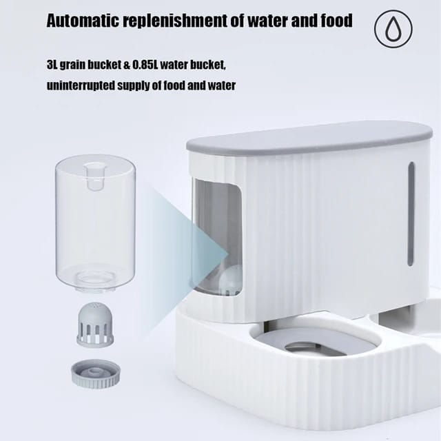 The image exposes the water bucket in an Automatic Pet Feeder & Water Dispenser by mentioning it's advantage