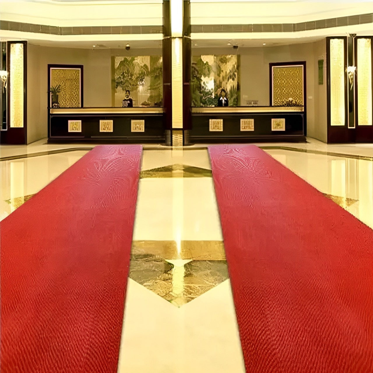 anti skid rubber water resistant mat layed in hotel