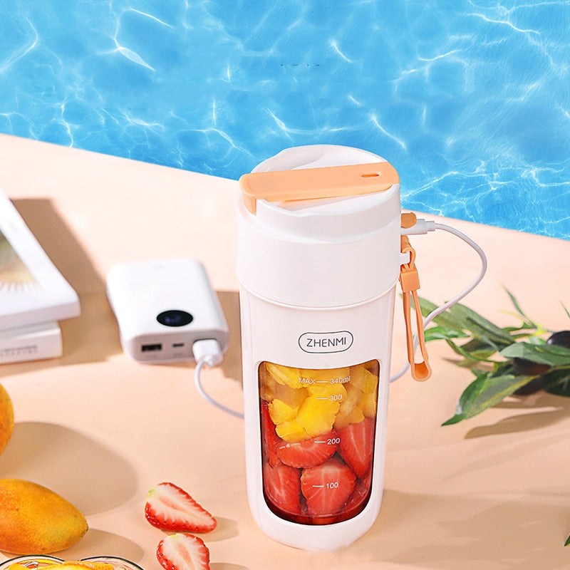 340ml Portable USB Rechargeable 8 Blades Stainless Steel Blender for Shakes and Smoothies is charging