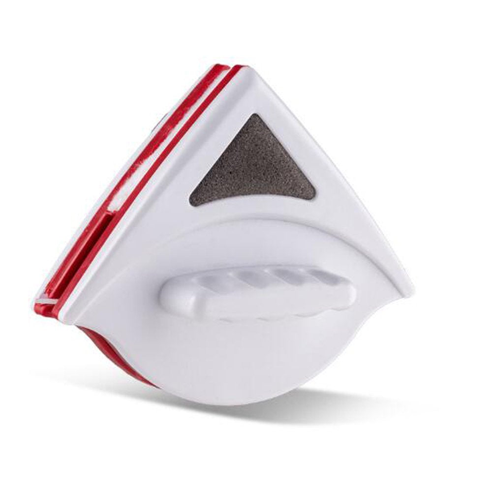 Magnetic window cleaner