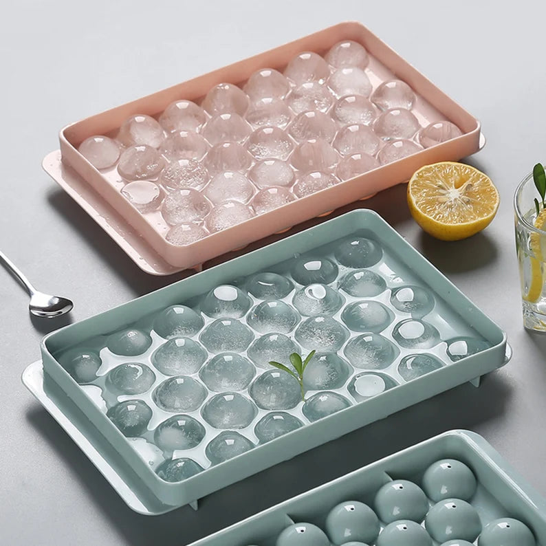 Cavities Plastic Ice Cube Mold Tray