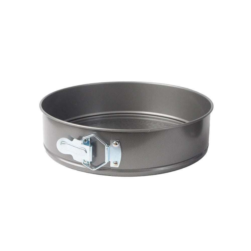 A Pan Of 3 Pcs Round Cake Mould Set