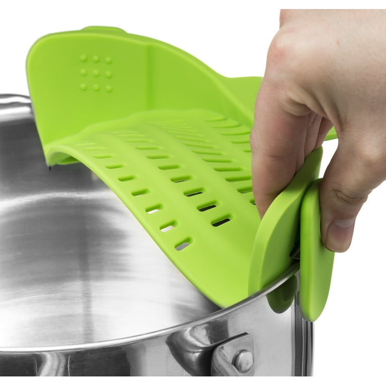 A Person is Attaching Adjustable Silicone Pot Pan Bowl Strainer On a Pot.