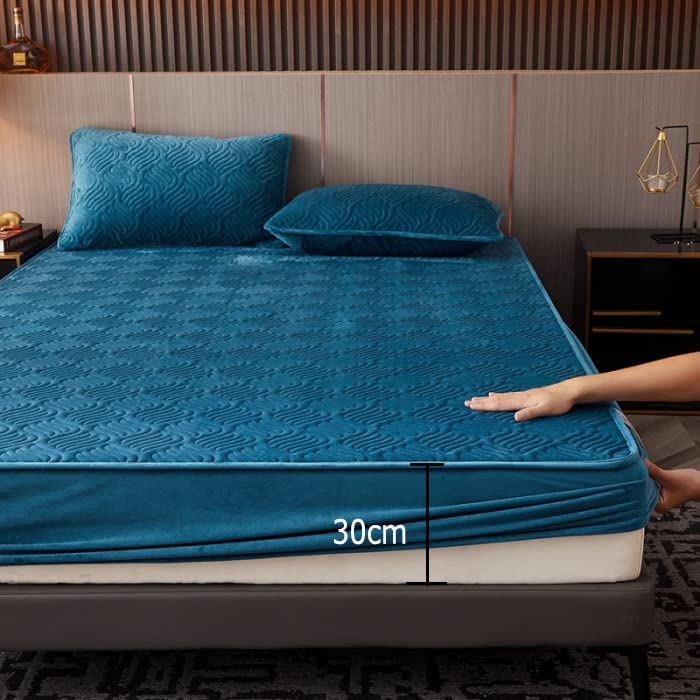 Fitted Size Washable Thicken Quilted Velvet Solid Color Mattress Bedsheet + 2 Pillow Case