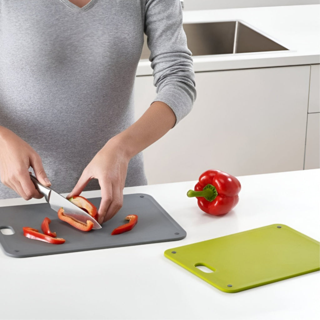 Chopping Board Set, 2 Pcs Cutting Board Set with Wall Mounted Storage Case Chopping Board Set, 2 Pcs Cutting Board Set with Wall Mounted Storage Case