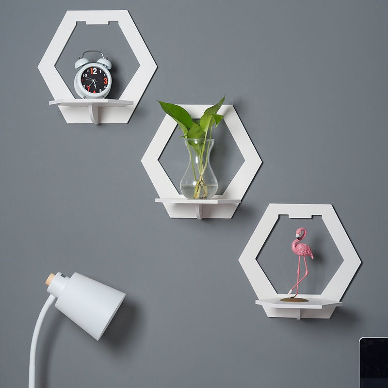 Hexagon Wall Organizer Shelf With Show Pieces.