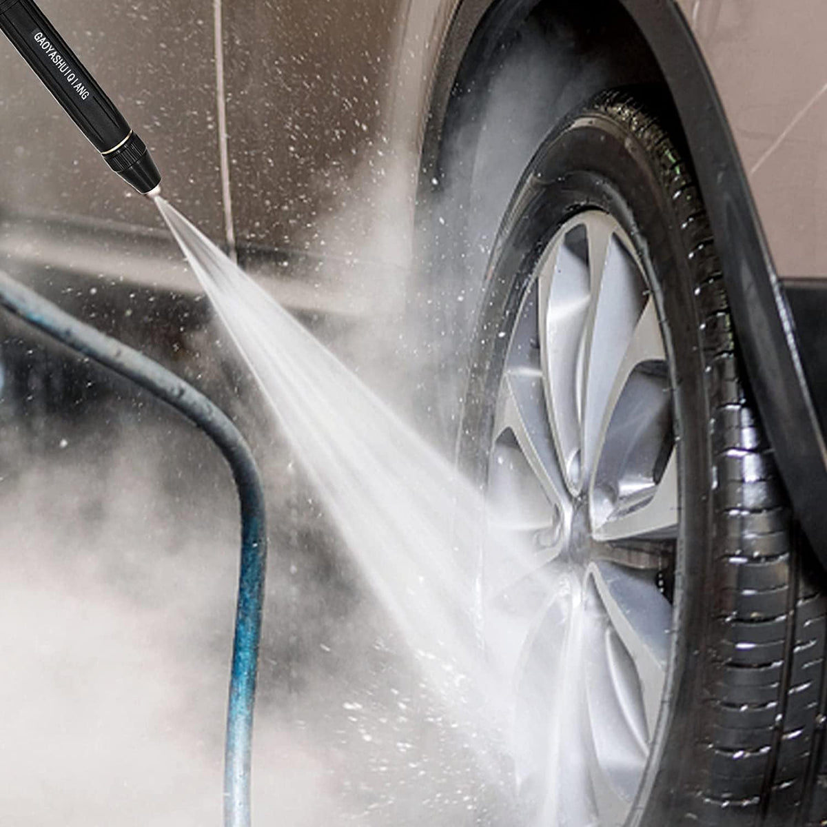 High Pressure Car Washing Water Spray Gun Set is Used to Wash Care Tyre.