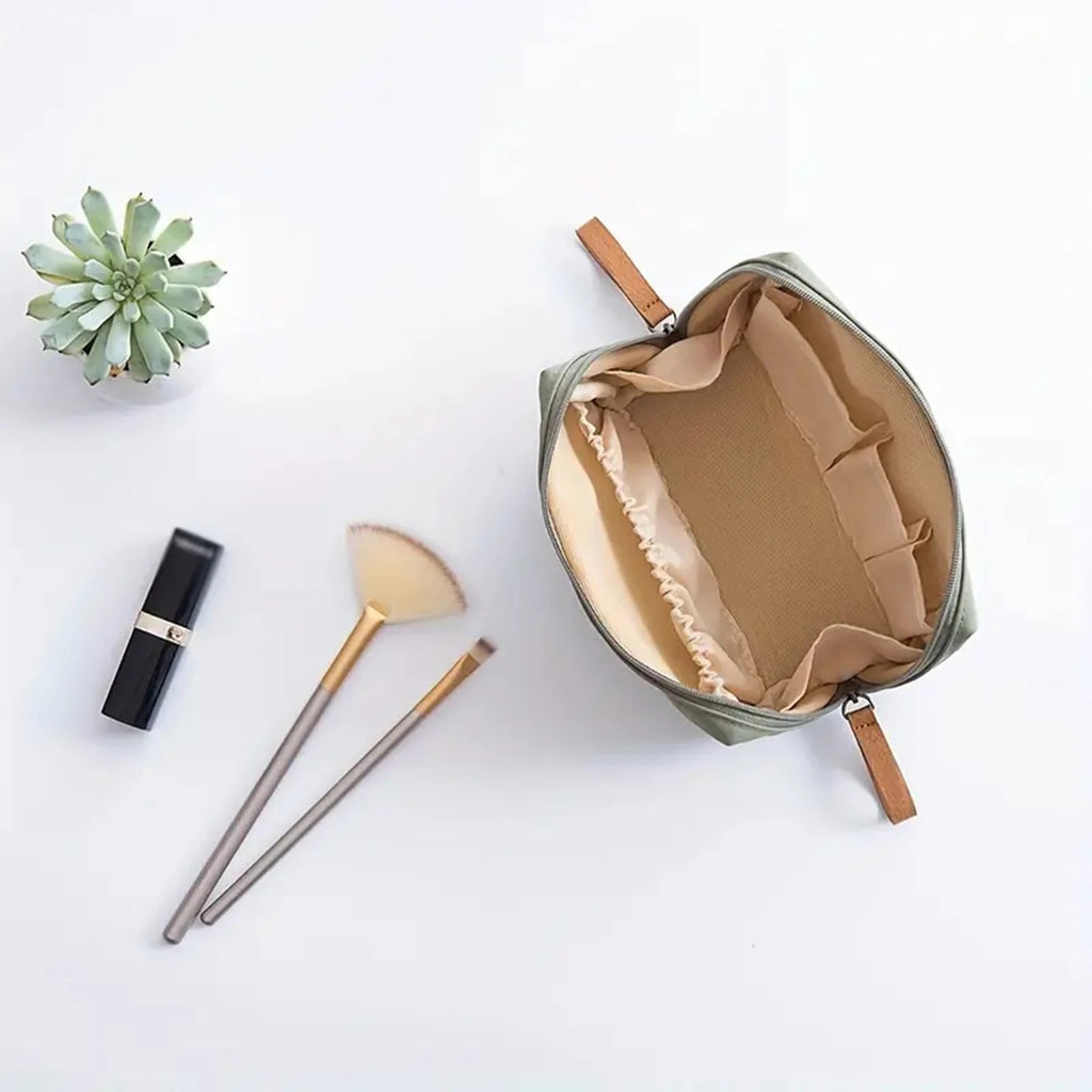 Portable Waterproof Solid Color Cosmetic Bag Toiletry Storage Pouch for Women Portable Waterproof Solid Color Cosmetic Bag Toiletry Storage Pouch for Women