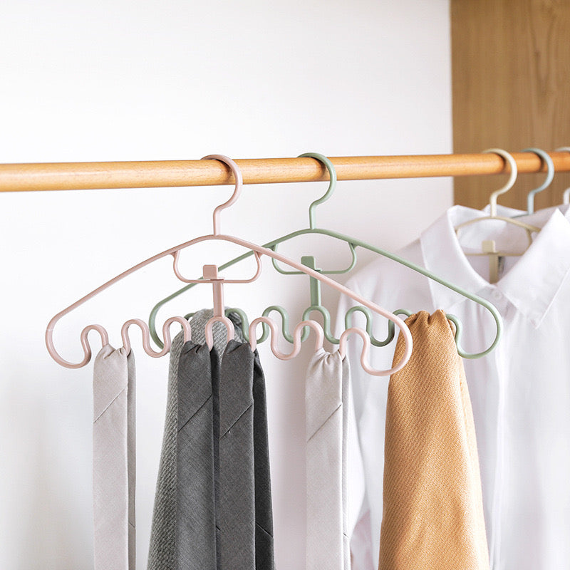 a group of Wave Pattern Stackable Hanger Clothes
