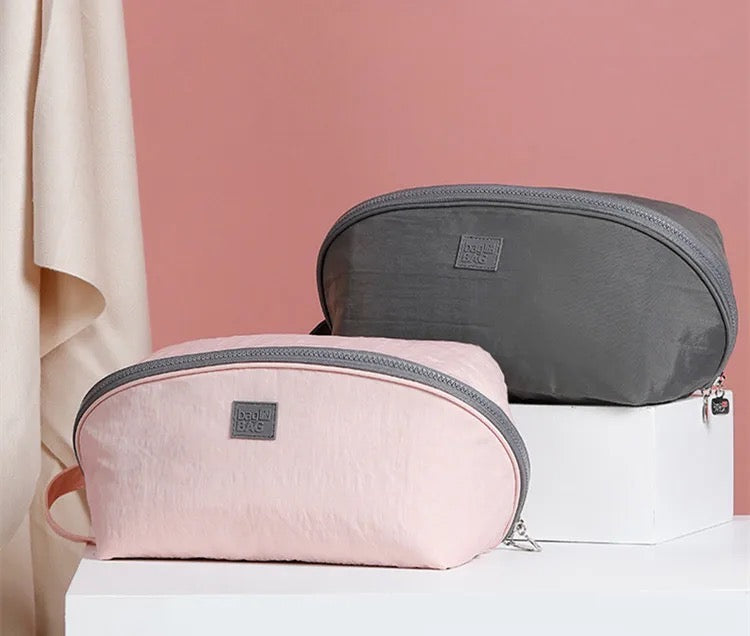 different colors  Small Garment Storage Bag for Travel