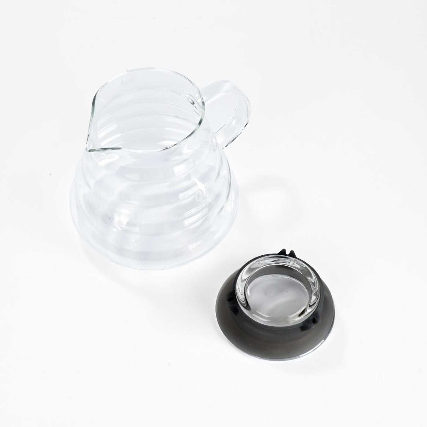 Macnoa MacDrip Server 02 and lid on a white background
