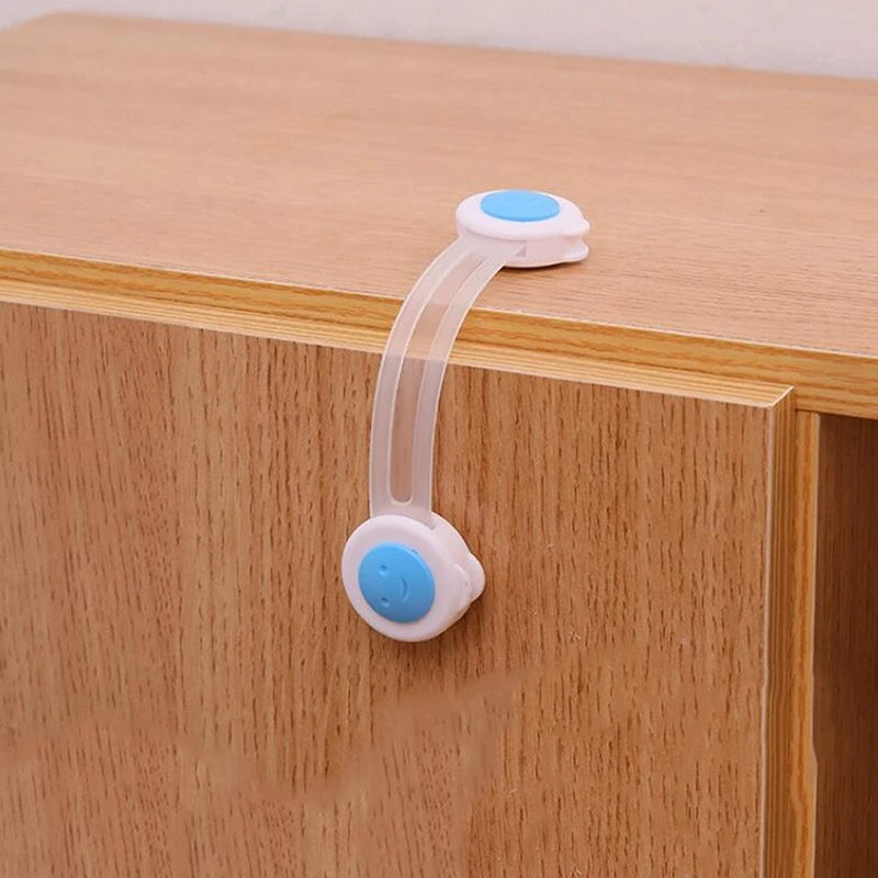 Child Safety Lock Latch Clip placed on the shelf