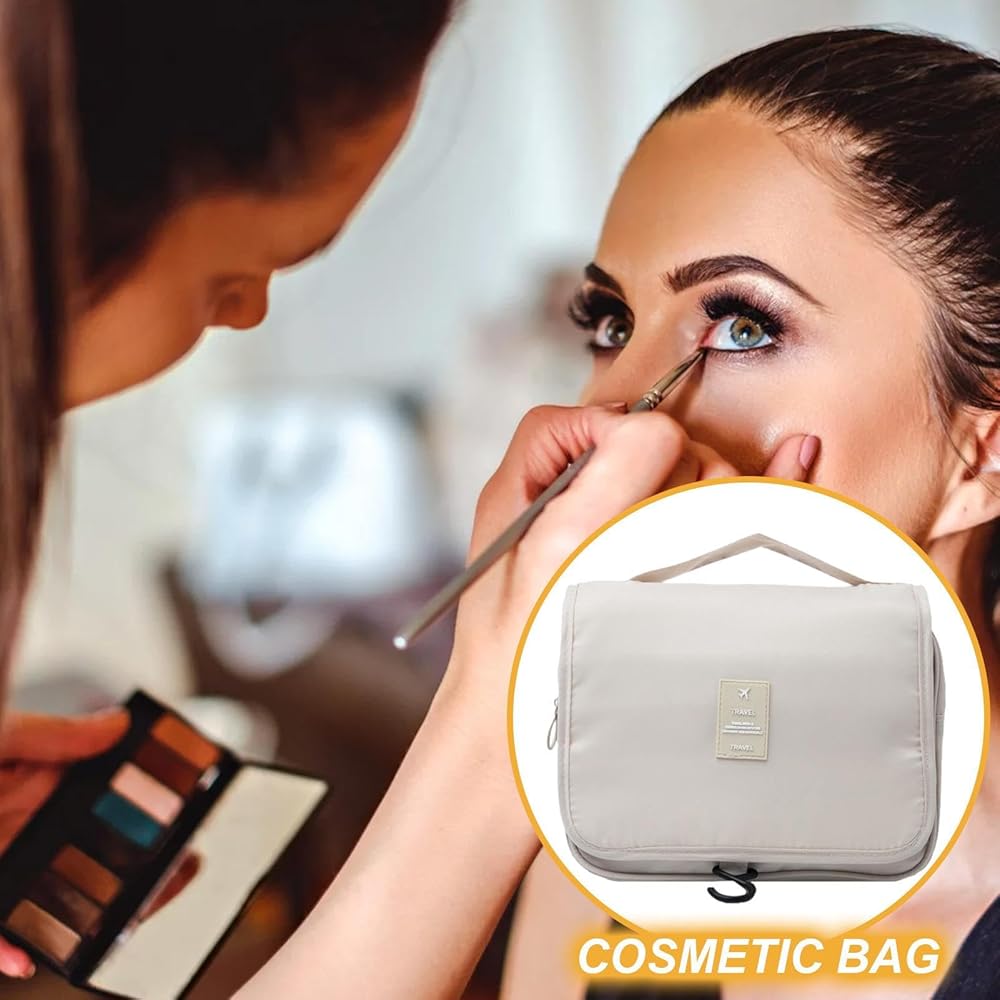 Travel Toiletry Storage Bag is Used By Makeup Artist For Makeup Work.