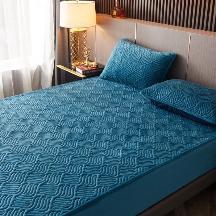 Fitted Size Washable Thicken Quilted Velvet Solid Color Mattress Bedsheet + 2 Pillow Case