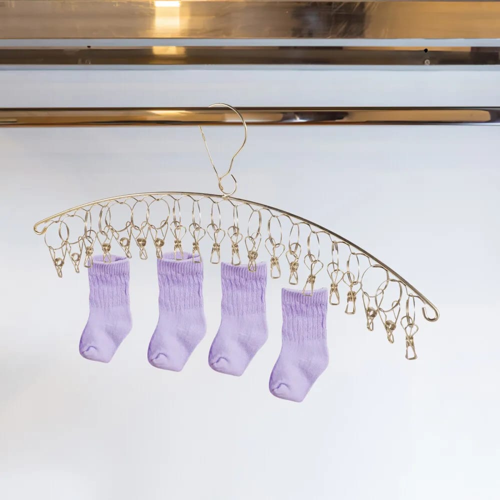 Displaying Stainless Steel Clothes Drying Hanger