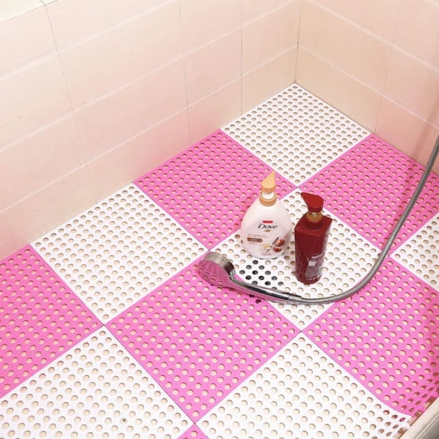 Interlocking Non-Slip Bathroom Mat floored in a bathroom