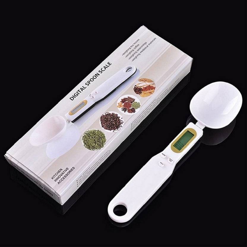 A Digital Spoon Scale with its pack.