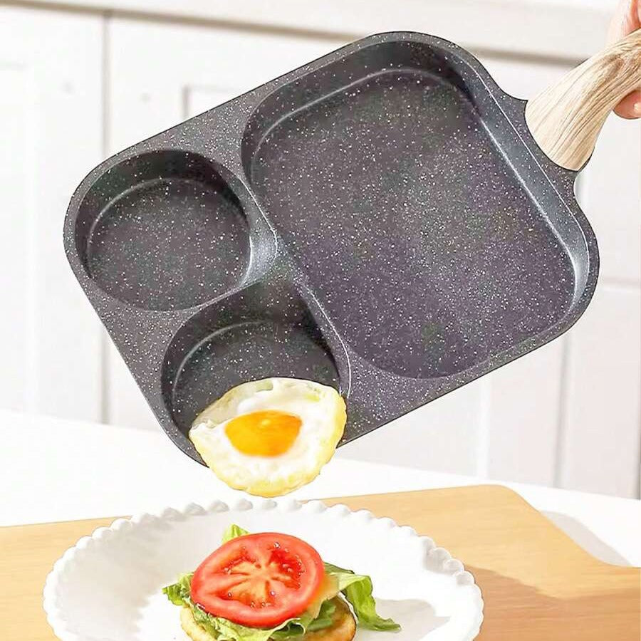 egg is ready to eat that cooked in egg pan
