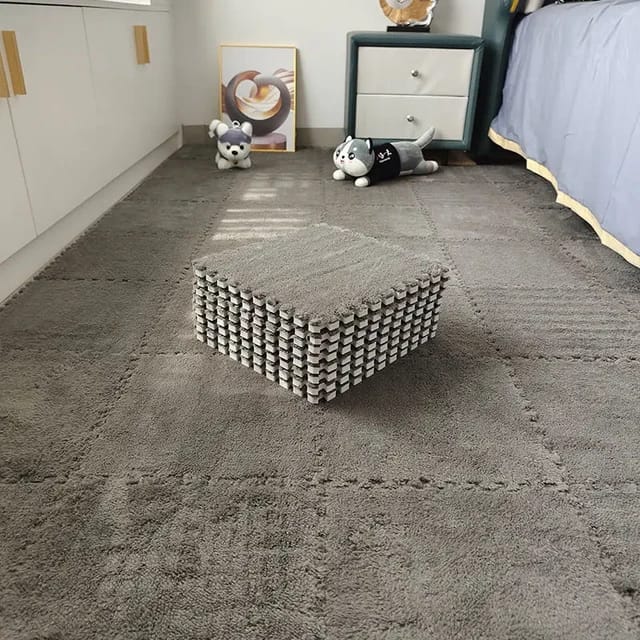 Grey Carpet Tile Floor Mat.