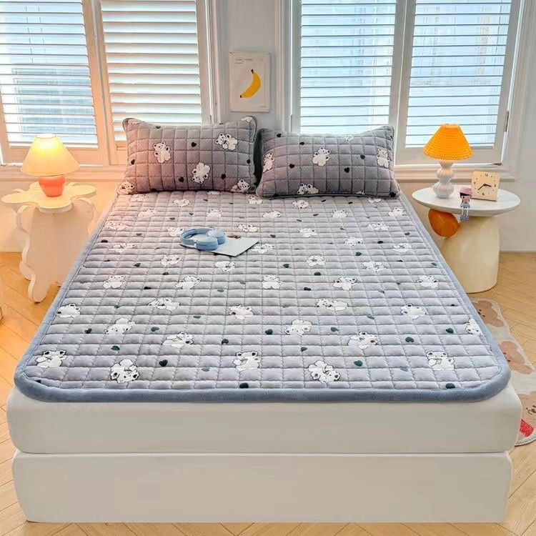 Double Thickened Fitted Mattress Topper, Quilted Mattress Cover, Mattress Protector with Elastic Strap Double Thickened Fitted Mattress Topper, Quilted Mattress Cover, Mattress Protector with Elastic Strap