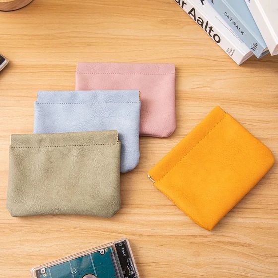 PU Leather Retro Mouth Automatic Closure Pouch in different color