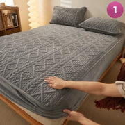 Fitted Size Washable Thicken Quilted Velvet Solid Color Mattress Bedsheet.