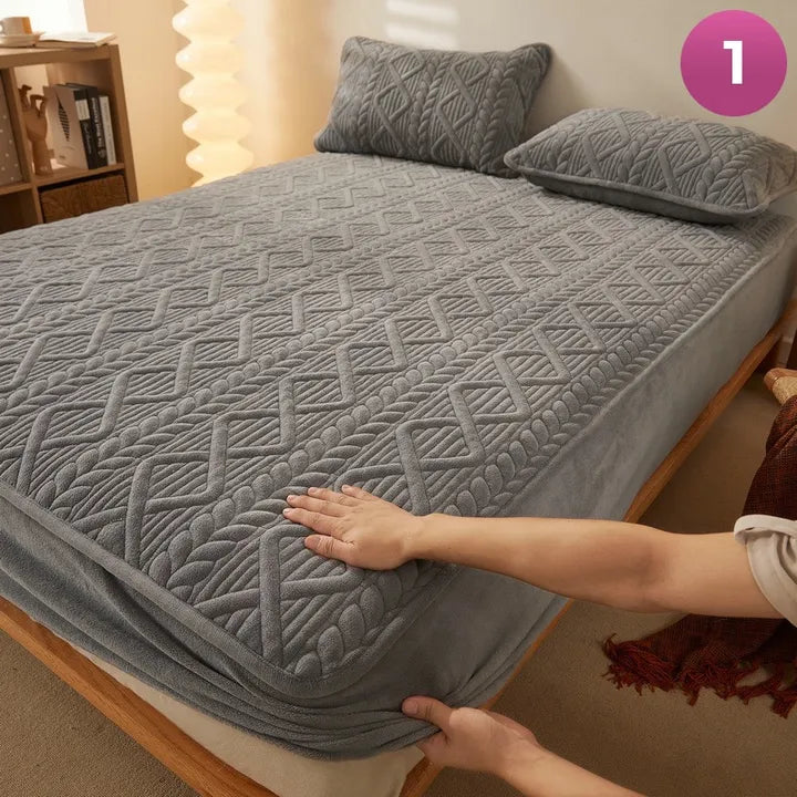 Fitted Size Washable Thicken Quilted Velvet Solid Color Mattress Bedsheet.