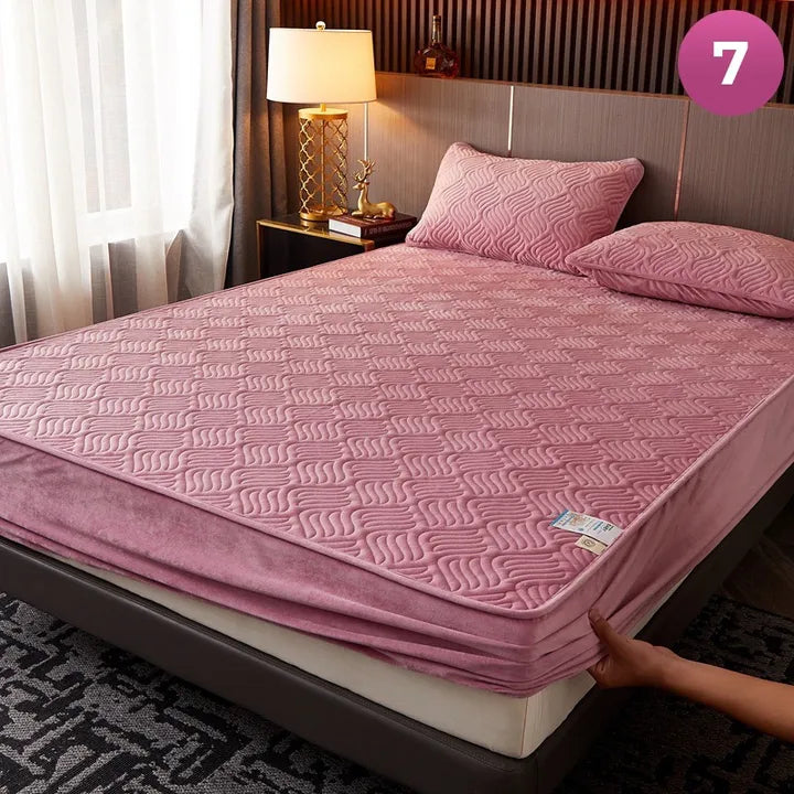 Fitted Size Washable Thicken Quilted Velvet Solid Color Mattress Bedsheet + 2 Pillow Case
